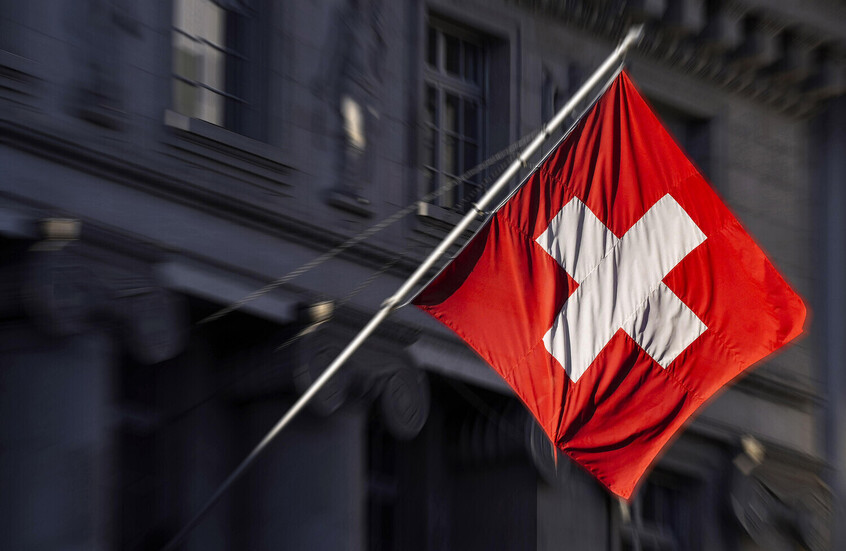 “مع احترامي لدول الشرق الأوسط”..  زيلينسكي يكشف سبب تفضيله سويسرا مقرا للتفاوض مع روسيا