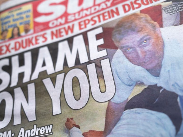 وسط فضائح إبستين.. الشرطة البريطانية تلقي القبض على الأمير السابق أندرو