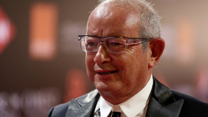 قرار بنصف مليار يورو.. ساويرس يكشف عن خسارة فادحة بلحظة غضب