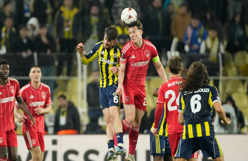 نوتنغهام وجينك وسلتا فيغو وبولونيا قاب قوسين من دور الـ16 بالدوري الأوروبي