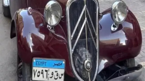 مصر.. عرض سيارة صاحب أغنية “رمضان جانا” في مزاد بمليون جنيه (صورة)