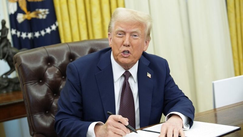 ترامب يفتح بوابة الفضاء: أوامر بنشر ملفات الكائنات الخارقة!