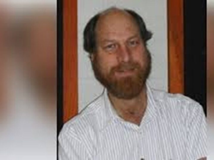 مقتل عالم فيزياء فلكية بارز من معهد كاليفورنيا للتقنية برصاصة على شرفة منزله