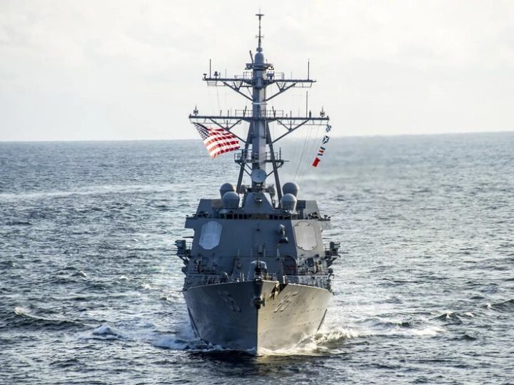 “فايننشال تايمز”: التواجد الأمريكي في الشرق الأوسط يتجه نحو التصاعد