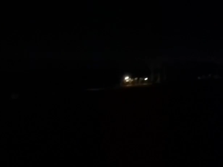 الجيش الإسرائيلي يعيد عشرات الإسرائيليين بعد اختراقهم الحدود ودخولهم قطاع غزة (فيديو)