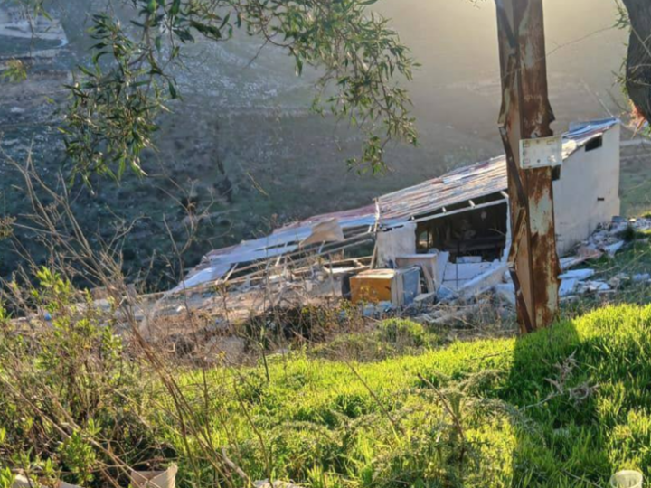 غارات إسرائيلية وتفجير في بلدة مركبا جنوب لبنان