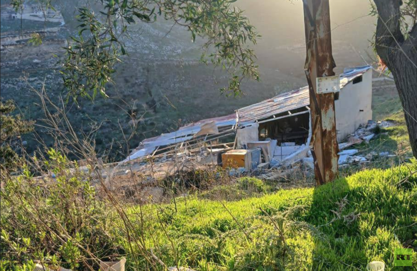 غارات إسرائيلية وتفجير في بلدة مركبا جنوب لبنان