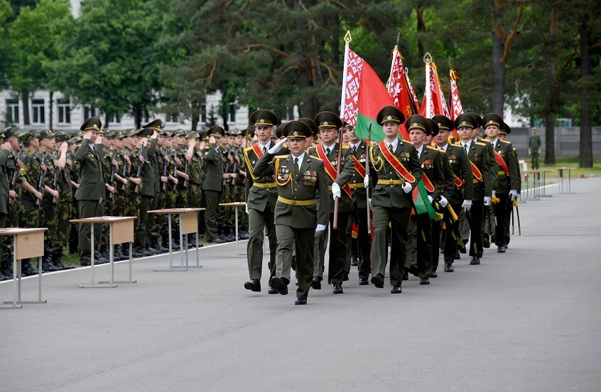 القوات البيلاروسية تستخدم طائرات وصواريخ لتدمير مسيرات جوية انتهكت الحدود