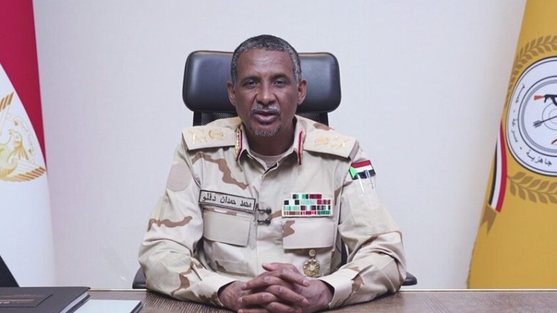 محمد حمدان دقلو من أوغندا: لا أريد أن أصبح رئيسا للسودان وهدفنا اقتلاع الإسلاميين فقط