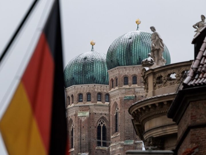 سياسي ألماني: رفض برلين شراء الغاز من روسيا وضع ألمانيا في وضع حرج