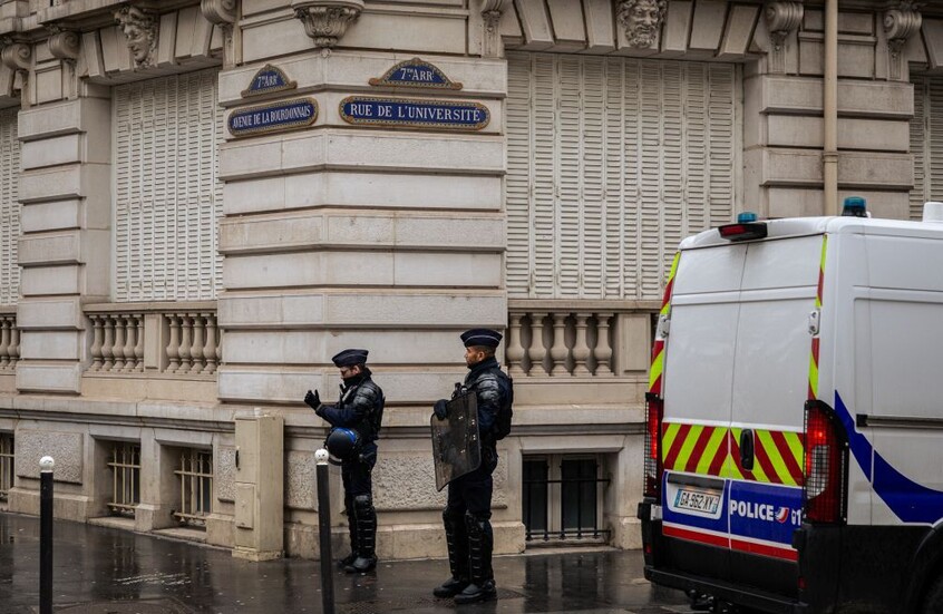 اعتقال مراهقين متطرفين بنية هجوم إرهابي في فرنسا