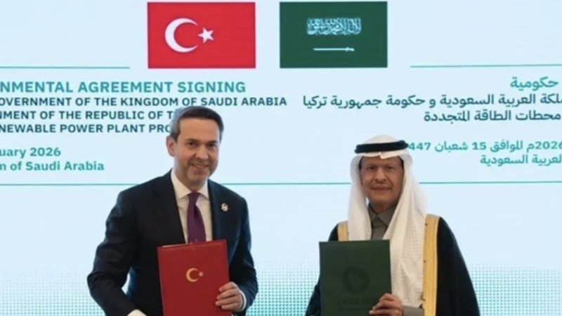 “أكوا باور” السعودية تستثمر ملياري دولار في بناء محطتين للطاقة الشمسية بتركيا