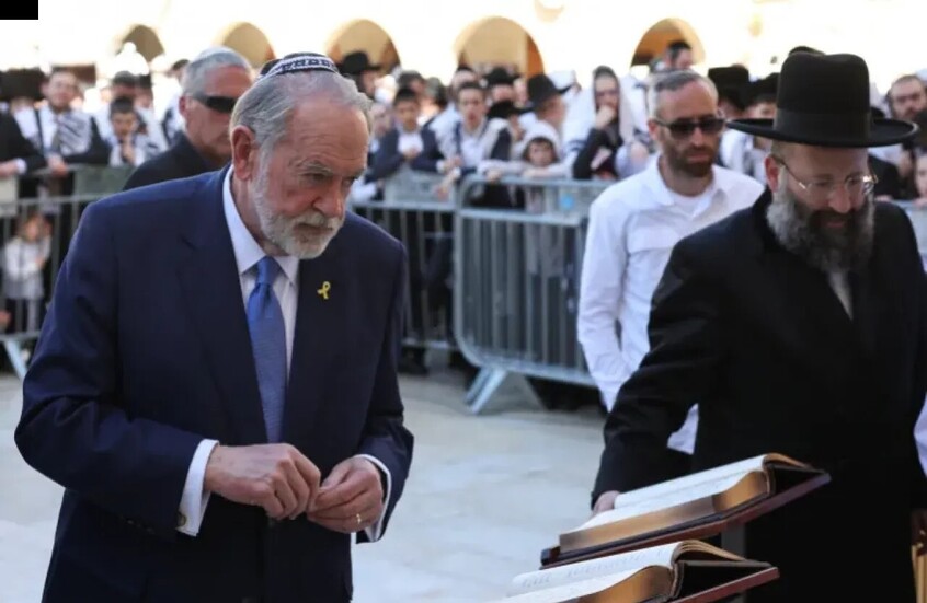 “يمحو بها 6 دول عربية”.. أستاذ علاقات دولية يكشف سر تصريحات هاكابي 