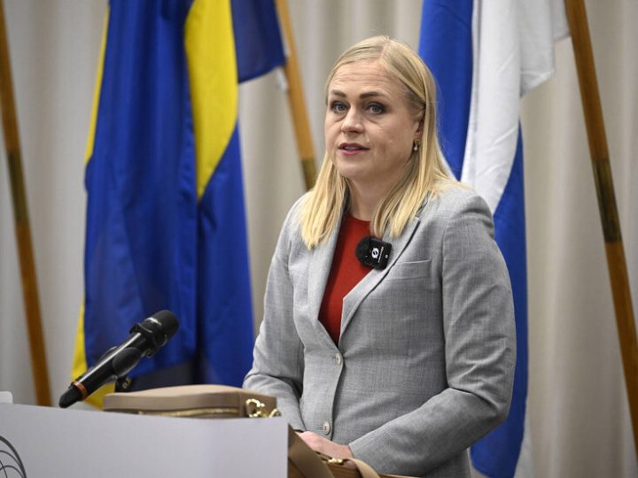 وزيرة الخارجية الفنلندية: قناة الاتصال مع روسيا ستفتح يوما ما