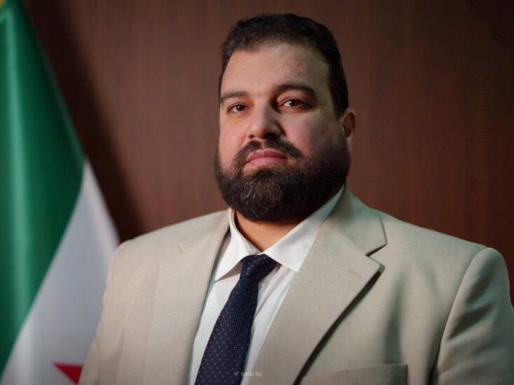 محافظ السويداء ينفي “حصار” المحافظة ويكشف عن عرقلة تحرير المحتجزين