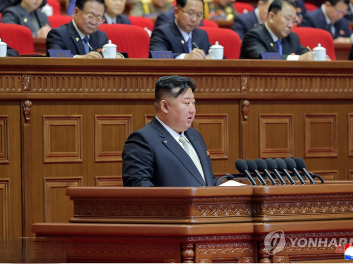 كيم يعلن “عصرا جديدا” للطفرة في كوريا الشمالية