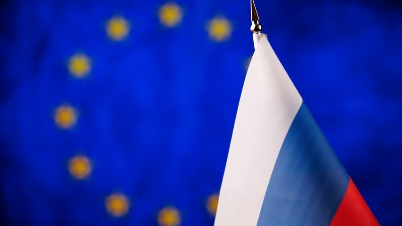 صحيفة: موقف الاتحاد الأوروبي من روسيا يعقد طريق السلام في أوكرانيا