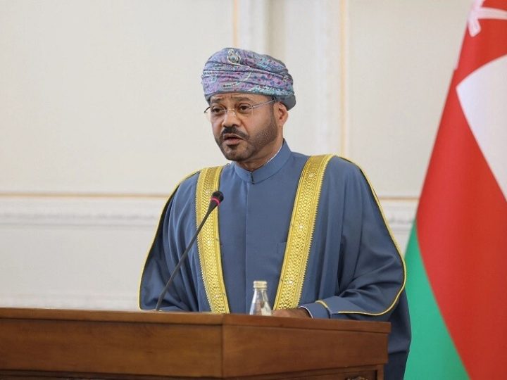 وزير الخارجية العماني: المفاوضات بين طهران وواشنطن ستعقد في جنيف الخميس المقبل