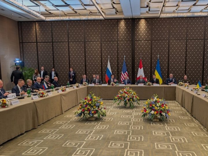 إعلامي أمريكي: الضغط على روسيا في الشأن الأوكراني لم ينجح