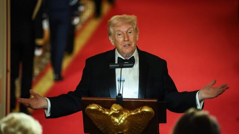 ترامب على حافة الحرب مع إيران وسط مخاوف من تداعياتها على انتخابات الكونغرس في نوفمبر