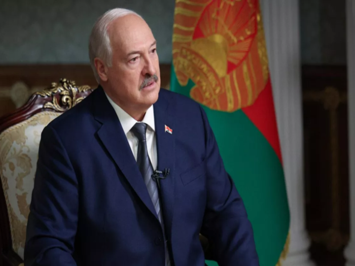 لوكاشينكو: نبني جيشا قادرا على تبريد الرؤوس الحامية