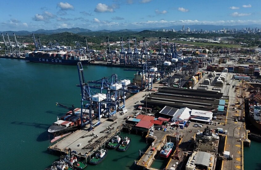 بنما تضع يدها على ميناءين في قناتها بعد إلغاء امتياز شركة صينية