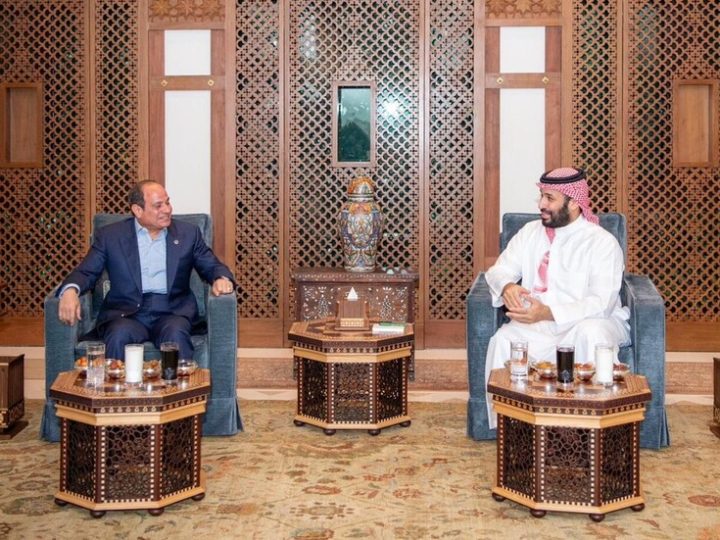 السيسي وبن سلمان يؤكدان ضرورة البدء الفوري في إعمار غزة