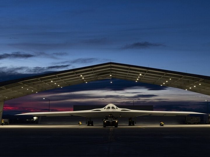 القوات الجوية الأمريكية تسرع إنتاج القاذفات