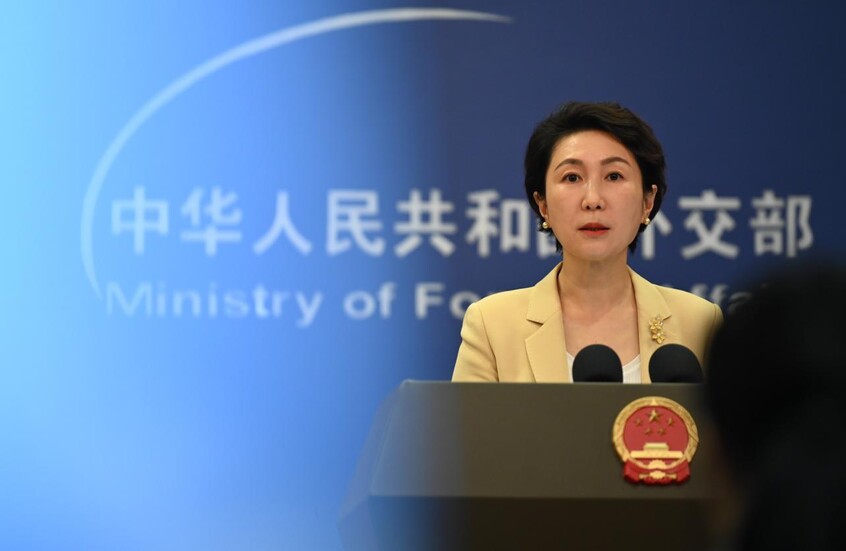 بكين تدعو واشنطن لتحمل المسؤولية الأولى في نزع السلاح النووي واستئناف الحوار مع موسكو