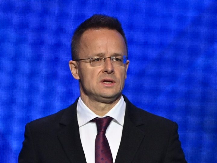 سيارتو: الولايات المتحدة تتفهم قلق هنغاريا بشأن أمن الطاقة