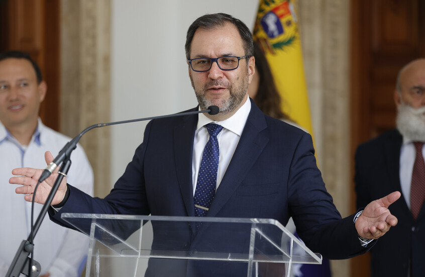 وزير الخارجية الفنزويلي يبحث “الشراكة بين الشعوب” مع مسؤولة أممية في جنيف