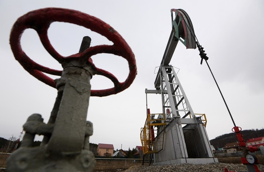 هنغاريا وسلوفاكيا تبدآن في استخدام احتياطياتهما النفطية وكرواتيا تسمح بعبور النفط غير الروسي