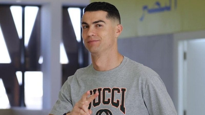 أول تعليق من كريستيانو رونالدو بعد شراء نادي ألميريا