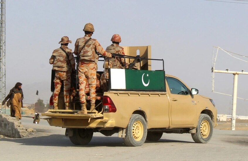 باكستان تعلن القضاء على 274 جنديا أفغانيا وإصابة المئات في اشتباكات الليلة الماضية
