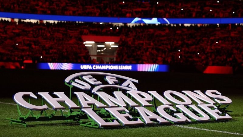 مدرب برشلونة يعلق على قرعة دوري الأبطال