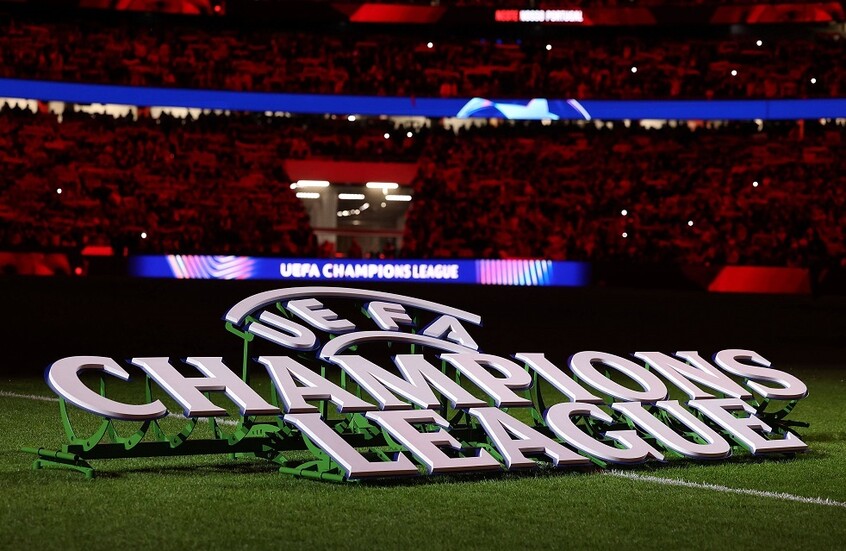 مدرب برشلونة يعلق على قرعة دوري الأبطال