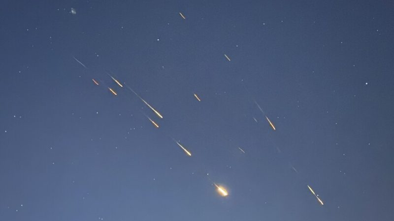 إسرائيل تعترض صواريخ إيرانية في أجواء دمشق ودرعا والقنيطرة بسوريا