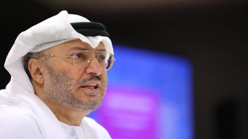 الإمارات والبحرين تتصديان لهجمات إيرانية.. وقرقاش: “طهران أخطأت العنوان”