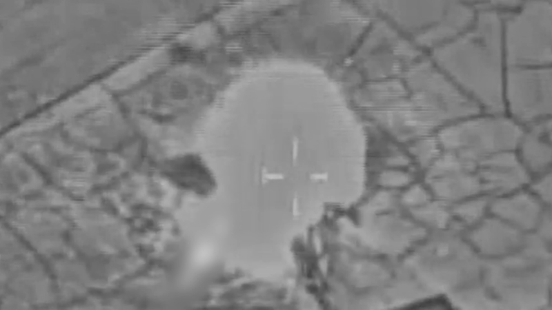 الجيش الإسرائيلي يعلن تدمير مقاتلتين إيرانيتين في مطار تبريز (فيديو)