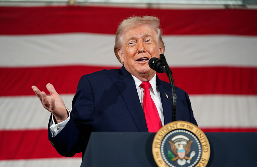 “ستجدنا حيثما لا تتوقع”.. الاستخبارات الإيرانية تهدد ترامب وعائلته