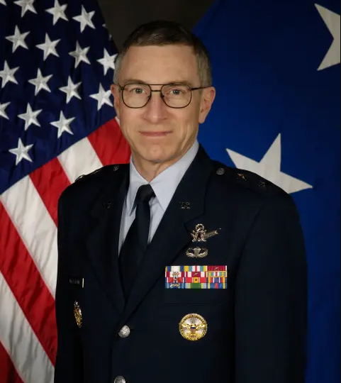 فقدان جنرال أمريكي متقاعد قاد مختبر أبحاث القوات الجوية