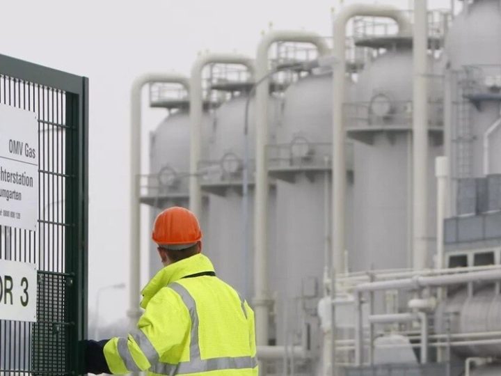 النرويج: الاتحاد الأوروبي قد يعيد النظر في حظر الغاز الروسي بسبب أزمة إيران