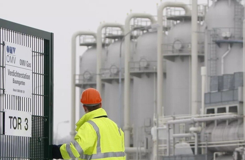 النرويج: الاتحاد الأوروبي قد يعيد النظر في حظر الغاز الروسي بسبب أزمة إيران