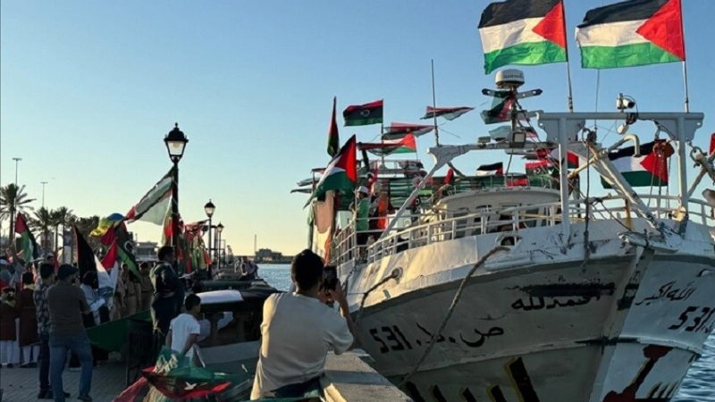 انفجار قوي قرب سفينة بريطانية قبالة سواحل عمان