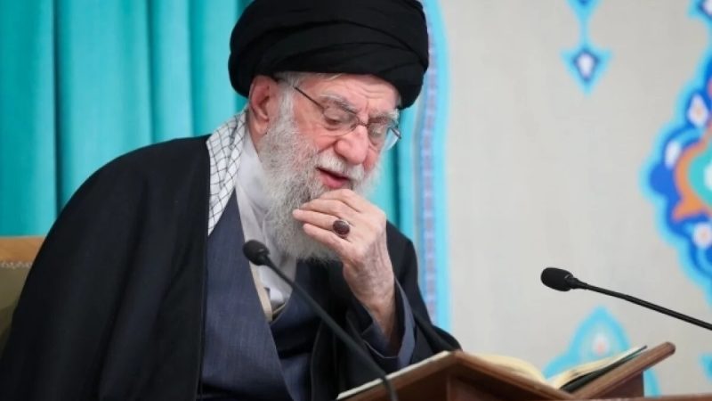 “قاتل آية الله”.. أوجه مأزق ترامب في إيران والضحية التالية!