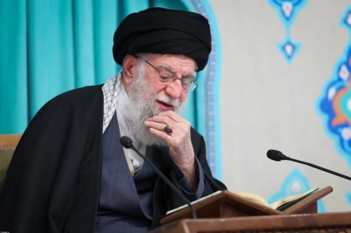 “قاتل آية الله”.. أوجه مأزق ترامب في إيران والضحية التالية!