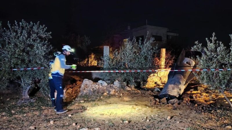 سوريا.. سقوط بقايا مسيرة وصاروخ في درعا وريف دمشق