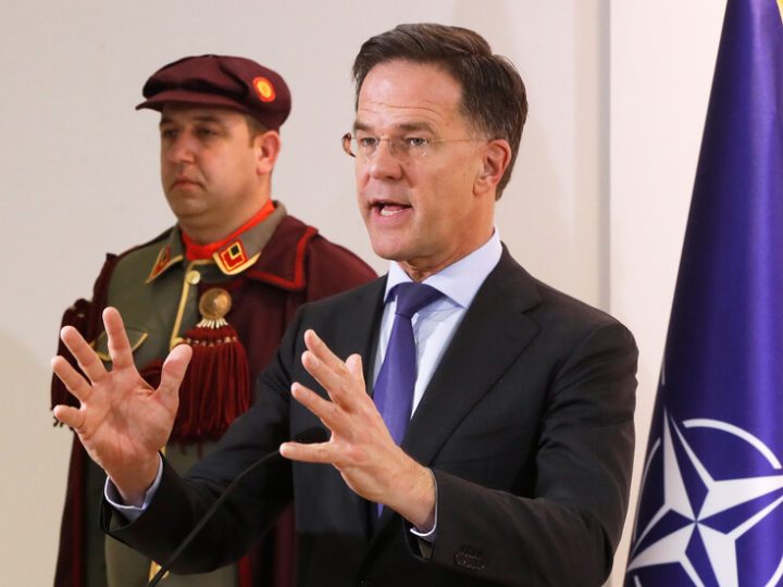 أمين عام الناتو يدعو أعضاء الحلف لدعم العملية الأمريكية في إيران