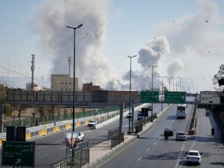أحدها يعد كابوسا للأمريكيين.. موقع عبري يطرح 3 سيناريوهات للإطاحة بالنظام في إيران