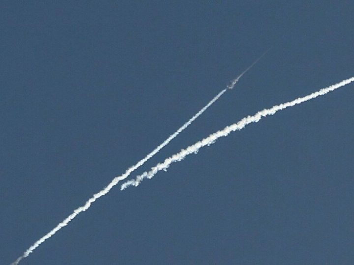 اعتراض صواريخ ومسيرات في الأردن والسعودية يرفع مستوى التوتر بالمنطقة